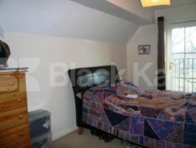 			3 Bedroom, 1 bath, 1 reception Flat			 Primrose Close, FINCHLEY CENTRAL